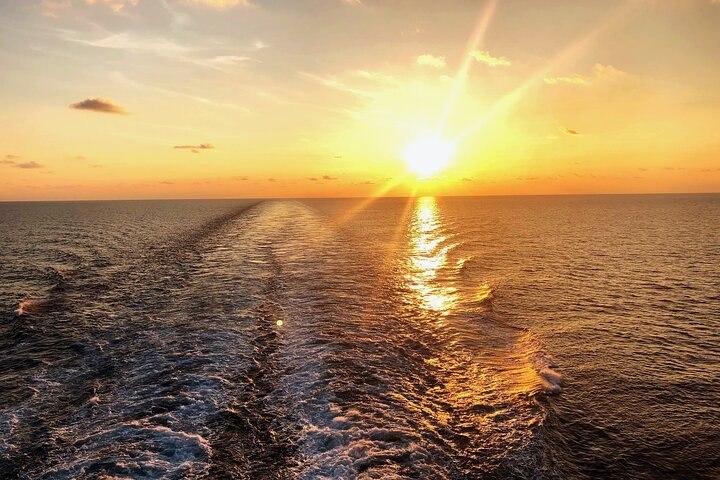 Spectacular Sunset Cruise - Photo 1 of 6